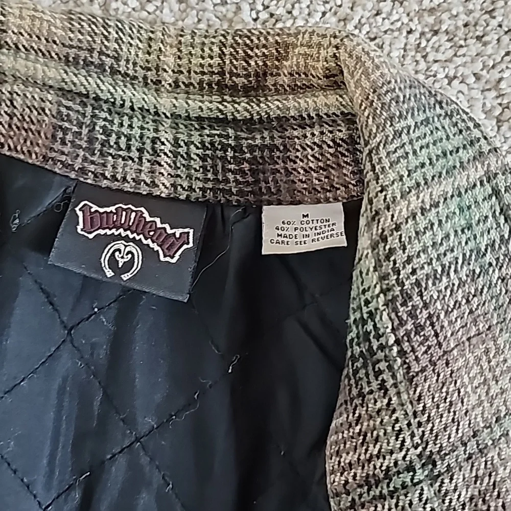 Levis trucker jacket circa 1989, Size medium. With Bullhead size medium insulat. - Picture 5 of 14
